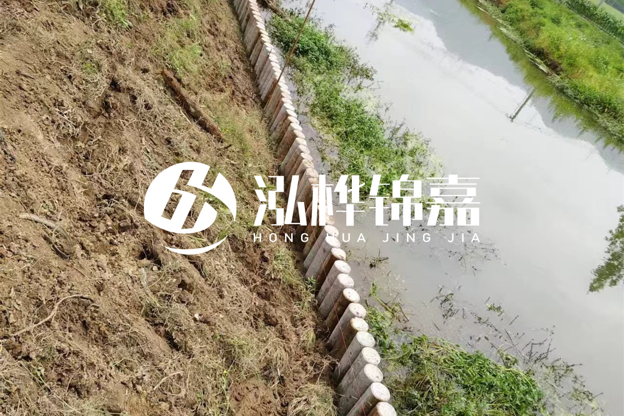 仿木樁施工前注意事項-水泥樁打樁機(jī)是怎么打樁的？